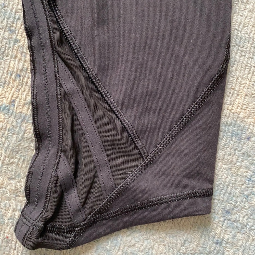 Lululemon high rise cropped